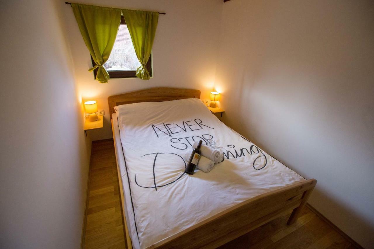 Holiday Home Ico Tounj Esterno foto